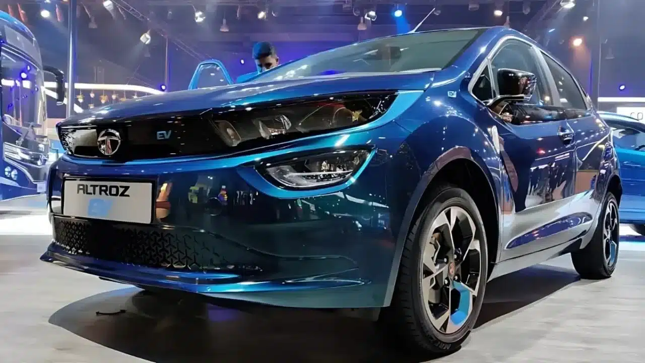 Tata Altroz EV 2025, Tata Altroz EV models 2025, Tata Altroz EV 2025 features , Tata Altroz EV 2025 on road price, Tata Altroz EV 2025 colors ,